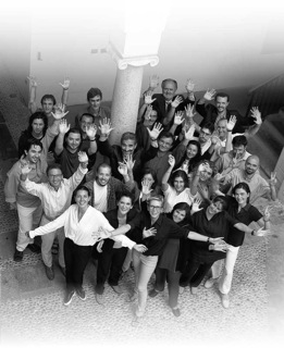 La foto di gruppo per la pagina stampa dell'inaugurazione