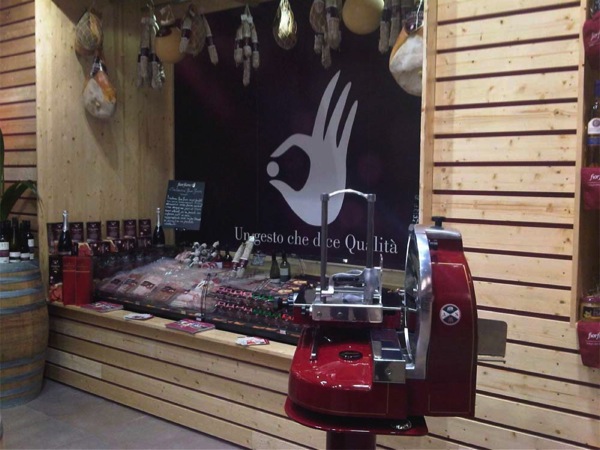 IPERCOOP SICILIA - temporary store fiorfiore Catania